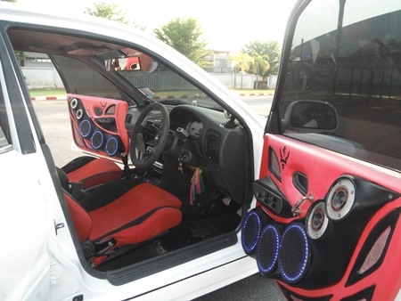 ขายรถมิตซูบิชิ เครื่อง 4G63 เทอร์โบ อินเตอร์ ชุดแต่ง EVO3ขับดีเครื่องเสียงตรึมแก๊สLPG.อยู่สุพรรณบุรี