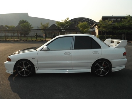 ขายรถมิตซูบิชิ เครื่อง 4G63 เทอร์โบ อินเตอร์ ชุดแต่ง EVO3ขับดีเครื่องเสียงตรึมแก๊สLPG.อยู่สุพรรณบุรี