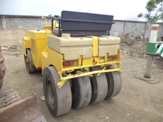 ขาย รถบด 4 ตัน เอวอ่อน เครื่อง ISUZU นำเข้า ยังไม่ได้ใช้ในไทย