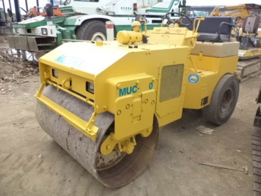 ขาย รถบด 4 ตัน เอวอ่อน เครื่อง ISUZU นำเข้า ยังไม่ได้ใช้ในไทย