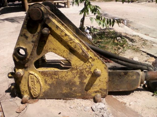 หัวกระแทกSOOSAN ของรถขนาด PC60ทุกรุ่น สวย พร้อมใช้