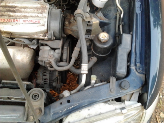 ***ขายแล้วครับขอบคุณ Truck2hand ขาย **ดาวน์เปลี่ยนสัญญา รถเก๋งE-CAR ปี38/95 เครื่องเดิม1.5 หน้า-หัลงเดิม ไม่เคยชน สีดี ภายในสวย แอร์ พาวเวอร์ กระจกไฟฟ้า แม็กขอบ15 ยางดี4เส้น พร้อมใช้ งาน ราคาต่อรองเงินดาวน์ครับ