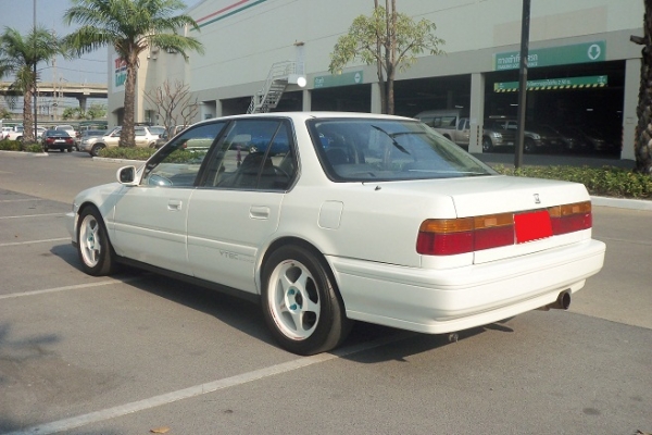 Accord ตาเพชร ปี92 สีขาวๆ H22A M/Tเต็ด LPG ของซิ่งเยอะ สภาพสวย พร้อมใช้งานครับ