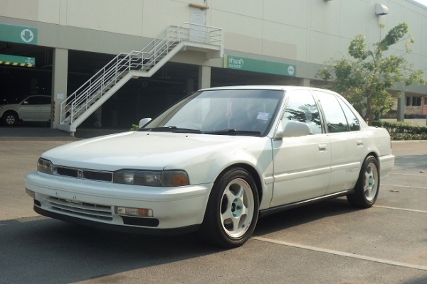 Accord ตาเพชร ปี92 สีขาวๆ H22A M/Tเต็ด LPG ของซิ่งเยอะ สภาพสวย พร้อมใช้งานครับ