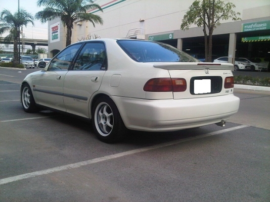 Civic EG 4ประตู ท๊อป ปี93 สีขาว D15B V-TEC M/T+LPG แต่งFerio สภาพพองามครับ
