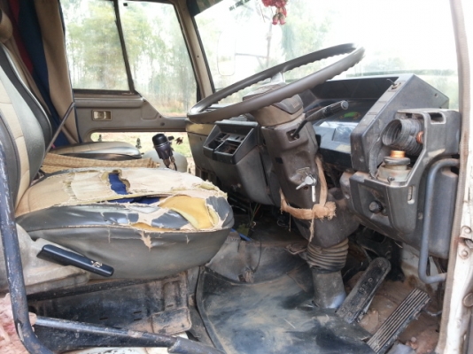 ขายด่วน MITSUBISHI FN527MTF1296สองเพลาดั้มสภาพพร้อมใช้ โทร 0801515451 0811838154