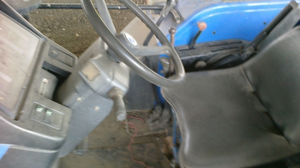 New Holland TS90 New Holland TS90