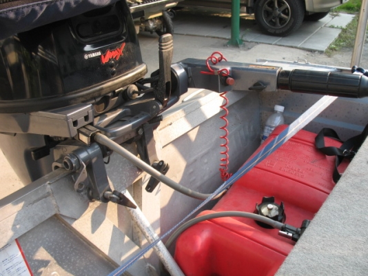 เรือ อลูมิเนียม ลากง่าย ลงง่าย ทนทาน เครื่อง 15 V-max......พร้อมส่ง