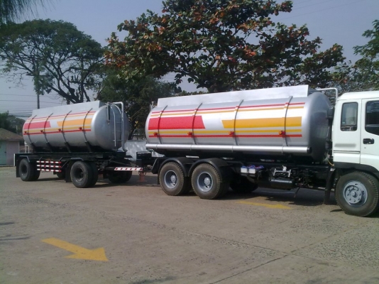 ขายรถบรรทุกน้ำพร้อมพ่วง