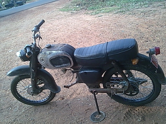 โครงชี200สภาพแห้งๆๆเดิมๆของครบทั้งคันครับขายๆๆครับไม่ด่วนนะครับขาย17000บาทต่อรองได้ครับราคารวมส่งแล้วครับส่งได้ทั่วไทยครับมารับเองลดได้16000ครับสนใจติดต่อ0801696651รถยุอำนาจเจริญนะครับโครงไม่มีเล่มครับ...พอดีขายรอเครื่องเวฟ125ยุครับทำยังไม่เสร็จ