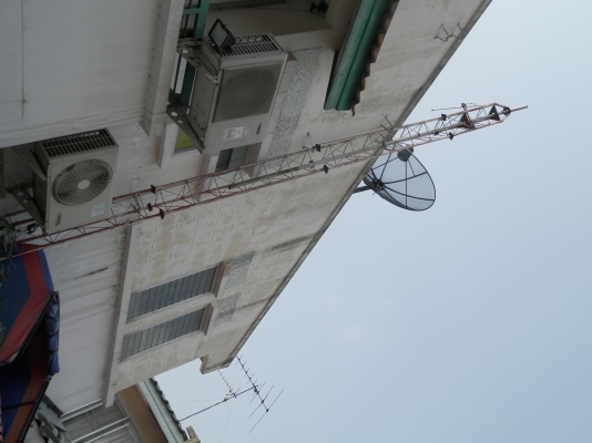 ขายทาว์เวอร์ ติดตั้งสายอากาศ 1800บาท