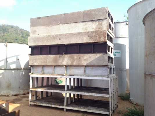 ขาย ชั้นวางของ เหล็กหนา รับน้ำหนักได้ดี สภาพสวย ไม่มีผุ ราคาไม่แพงครับ