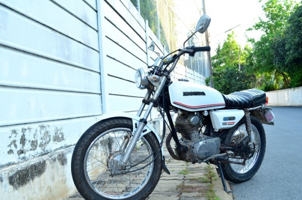 Honda GL100 ทะเบียนเเท้ ภาษีเต็ม56 พร้อมโอน Honda GL100 ทะเบียนเเท้ ภาษีเต็ม56 พร้อมโอน