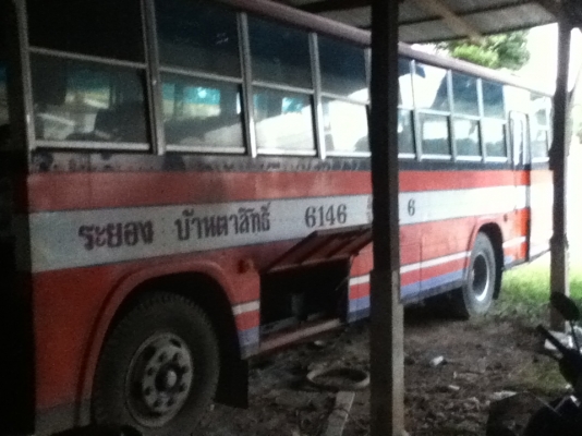 ขายบัสHINO 6Cturbo ช่วงล่างHINOเบรคเเห้ง 40 ที่นั่ง ยาว 11 เมตร