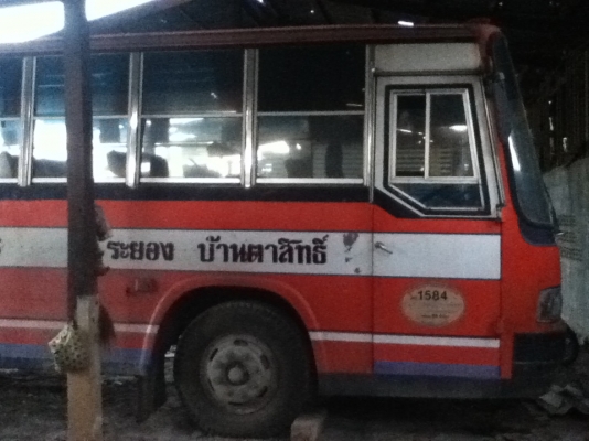 ขายบัสHINO 6Cturbo ช่วงล่างHINOเบรคเเห้ง 40 ที่นั่ง ยาว 11 เมตร