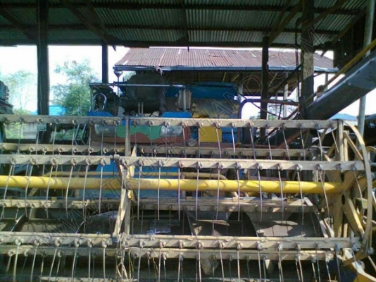 รถเกี่ยวข้าว รุ่น ไอ้หนุ่มไวไฟ