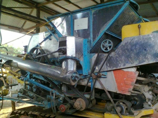 รถเกี่ยวข้าว รุ่น ไอ้หนุ่มไวไฟ รถเกี่ยวข้าว รุ่น ไอ้หนุ่มไวไฟ