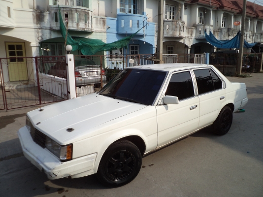 โตโยต้า หน้าแหลม/เครื่องหัวฉีด/เกียออโต้/แก็สlpg/แอร์เย็น/ภาษี57/ของแต่งเพียบ