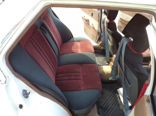 โตโยต้า หน้าแหลม/เครื่องหัวฉีด/เกียออโต้/แก็สlpg/แอร์เย็น/ภาษี57/ของแต่งเพียบ