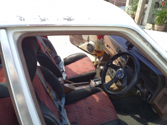 โตโยต้า หน้าแหลม/เครื่องหัวฉีด/เกียออโต้/แก็สlpg/แอร์เย็น/ภาษี57/ของแต่งเพียบ