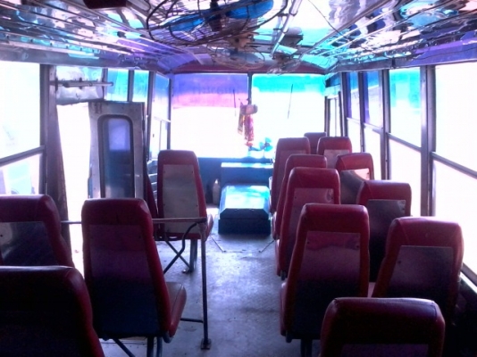 ขายรถบัส8เมตร30 ที่นั้งHINOทั้งชุด KM350 สภาพรถใช้งานได้เลย ราคาไม่แพง