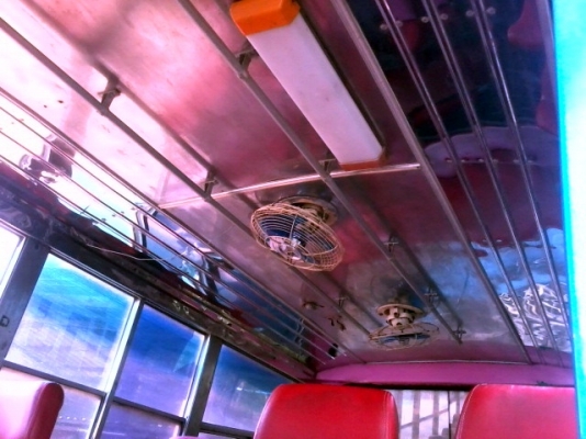 ขายรถบัส8เมตร30 ที่นั้งHINOทั้งชุด KM350 สภาพรถใช้งานได้เลย ราคาไม่แพง