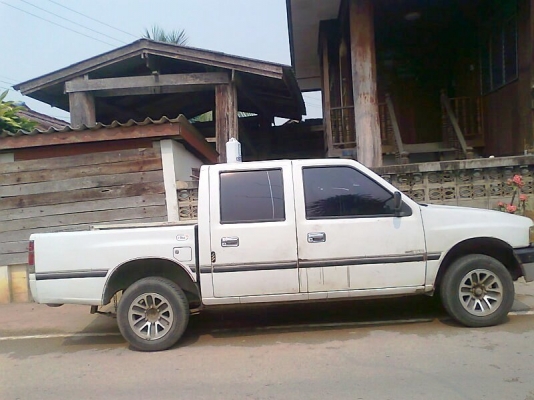 ขายด่วน..รถปิ๊กอัพ ISUZU TFR ปี 33 เครื่องดี คัสซีสวย รถสวย พร้อมใช้ มีแอร์เย็นฉ่ำ.