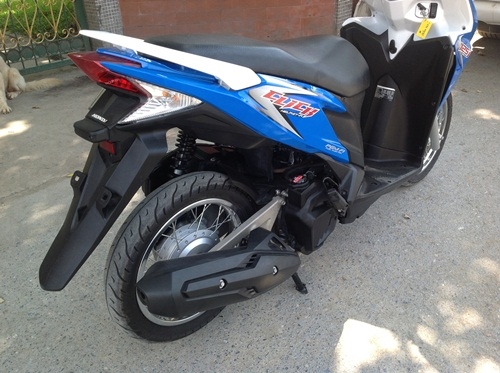 ขายhonda click125i สีน้ำเงินขาว ปี2555 ขายhonda click125i สีน้ำเงินขาว ปี2555