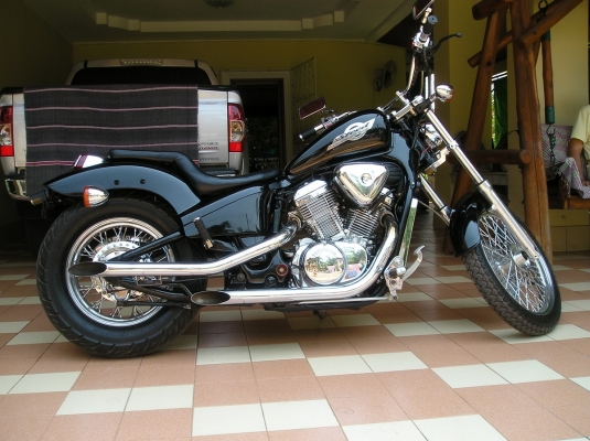 ขายเรื่อยๆ   steed 400  อินวอยน์+สรรพสามิต  ราคา 87000  บาท