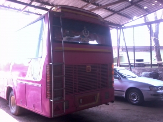 ขายรถบัสแอร์8เมตรHINO KM350 เครื่องุุ6BF1 แอร์แยกสภาพรถใช้งานได้เลย ราคาคุยกันได้