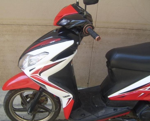 ขายYamaha Mio 125cc.   จดทะเบียน 53  พรบ.หมด ส.ค.56
