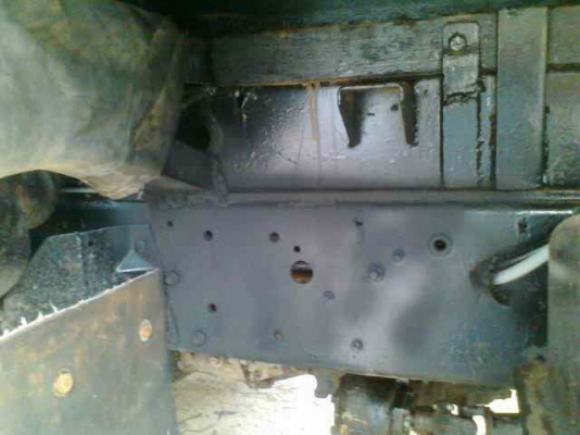 หกล้อดั้มสวยเครื่อง 195  หัว 115 หัวนอกประตูเว้า เบรคลมธรรมดา แอร์เย็น พวงมาลัยพาวเวอร์