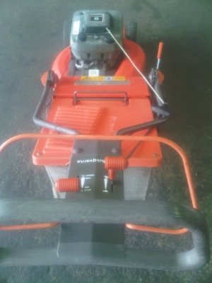 ขายรถตัดหญ้าสนาม แบบเดินตามครับ ขายรถตัดหญ้าสนาม แบบเดินตามครับ