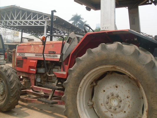 ขายรถไถ MASSEY-FERGUSON