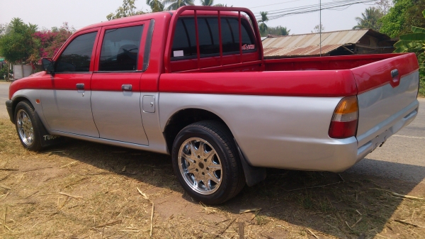 ขายด่วน mitsubishi สตาร์ด้า L200 เครื่อง2500 4ประตู