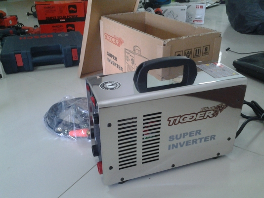 ขายตู้เชื่อมอินวอลเตอร์200แอมป์ชลบุรี