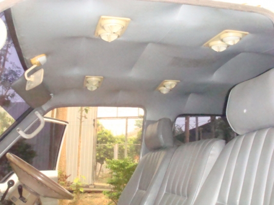 โตโยต้าตู้ช่วงสั้น เครื่อง2400เครื่องยนต์ดีมาก รถขับขี่ดีเดิมรถใช้งานราชการ