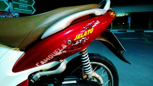 Jelato แดงแก้วสวย 2012 วิ่ง 9000 ต่อแรงๆ จะขาย