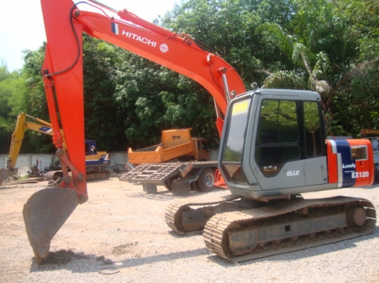 รถแบคโคร ฮิตาชิ EX120-2