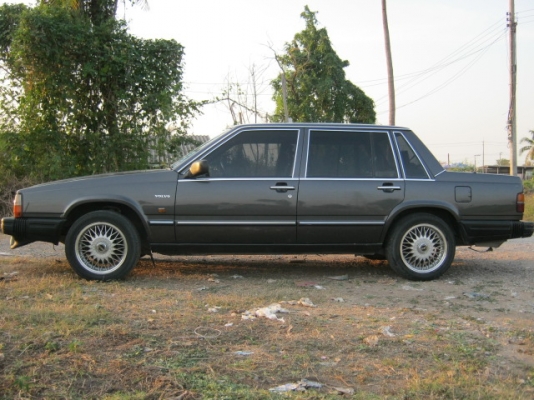 ขายวอลโว่ 740 GLE สภาพสวยมาก ไม่มีผุสักจุด ลงเครื่องใหม่+LPG พร้อมใช้แค่ 85,000