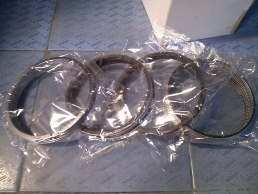 แหวนลูกสูบ หลายรุ่น ถูก......ราคาหน้าโกดัง