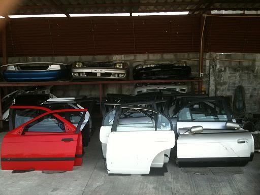 ขายประตูหลายยี่ห้อ สวยๆคับ