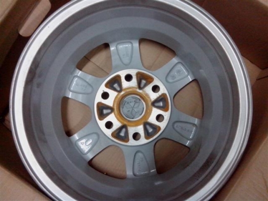 ขาย Mag mitsu Pajero sport 4 วง ใหม่เอี่ยม