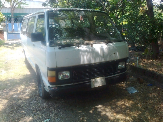 ขายรถตู้ เครื่องดีเชล ใช้งานครับ