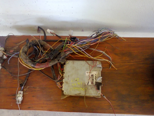 กล่องควบคุมเครื่องยนต์ CEU 1jz vvt-i ฝาดำ ไม่มีเทอร์โบ ราคาถูกๆๆ กล่องควบคุมเครื่องยนต์ CEU 1jz vvt-i ฝาดำ ไม่มีเทอร์โบ ราคาถูกๆๆ