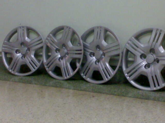 ฝาครอบล้อ jazz city ขอบ 15 ทั้ง 4 ฝา 800 ใหม่ๆ