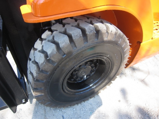 ขาย รถยก TOYOTA 1.5 ตัน รุ่น 7FG15 (เบนซิล) มือสองญี่ปุ่น