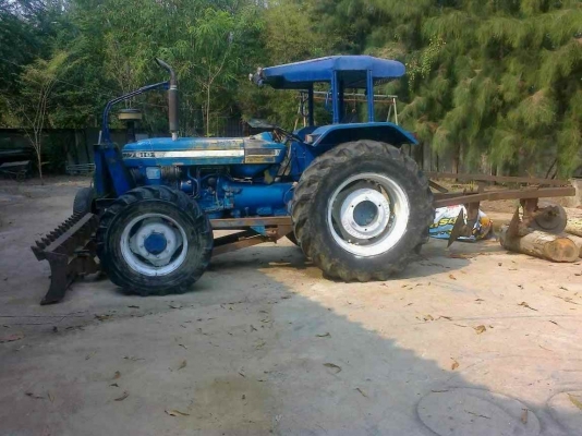 รถไถนา FORD 7610เครื่องยนตร์4สูบเทอร์โบ2เพลาผาน7+ดันหน้า