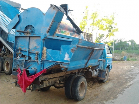 ***ปรับราคา ขาย 6ล้อตามสภาพ ISUZU TL85 วางเครื่อง 4BD1 115 แรง แห้งดี ติดง่าย ไม่หลวม ช่วงล่างดี คัสซีสวย เสริมเหล็กบน ไม่ผุไม่บวม เกียร์ ดีเข้างา่ยไม่มีหลุด ยางดี 5เส้น ไม่ดี1เส้น ภายในดีหัวบางมีผุนิดๆ สีต้องเก็บนิดหน่อย กระบะคาร์โก้4.30 ม. สภาพดี พื้นไม