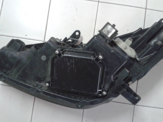 ไฟหน้านิวแลนเซอร์  ขายถูก